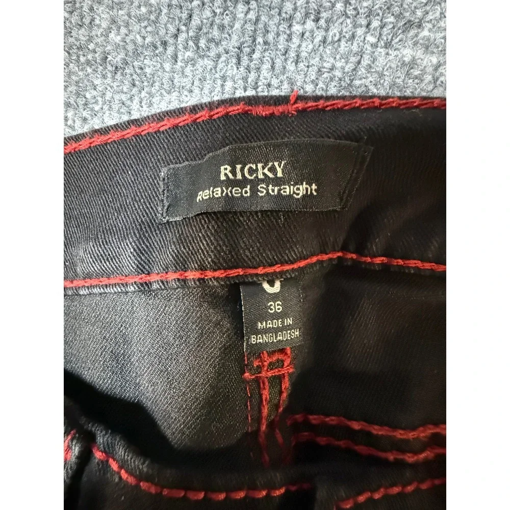 True Religion Ricky Big T Relaxed Straight Jeans Rinse Black Red Stitch Mens 36